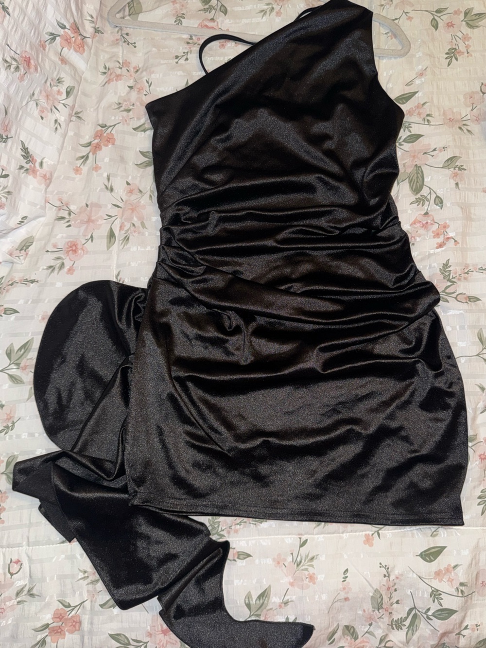SHEIN Black Satin One-Shoulder Slip Dress